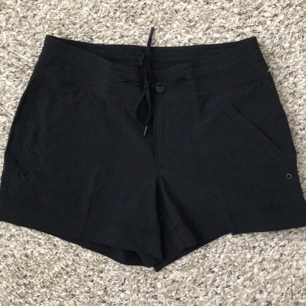 Athleta Rincon Shorts